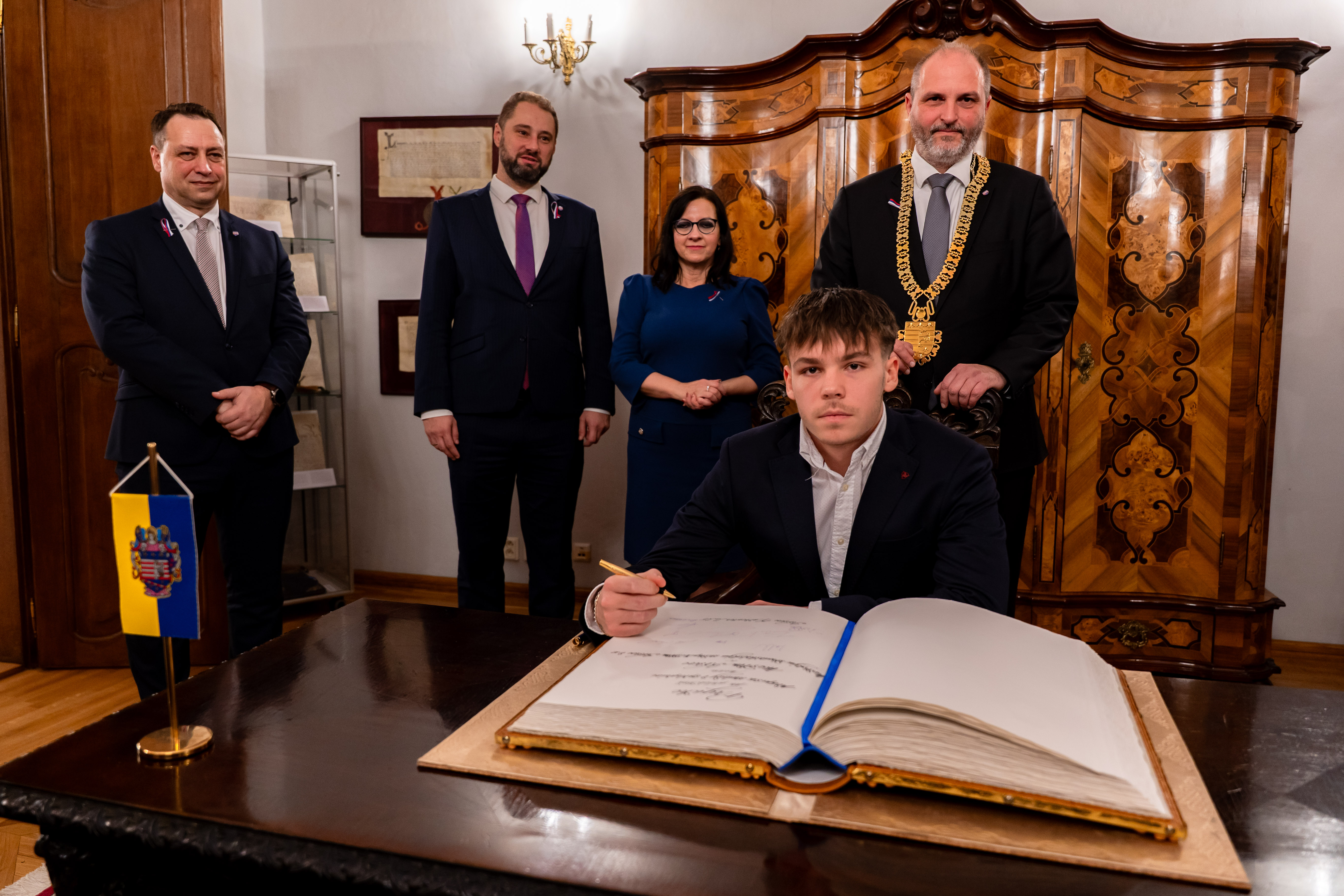 Podpis dohody o spolupraci so studentskym parlamentom-49